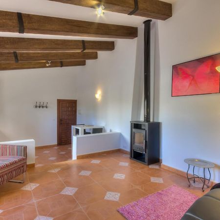 Villa Damara Albox Luaran gambar
