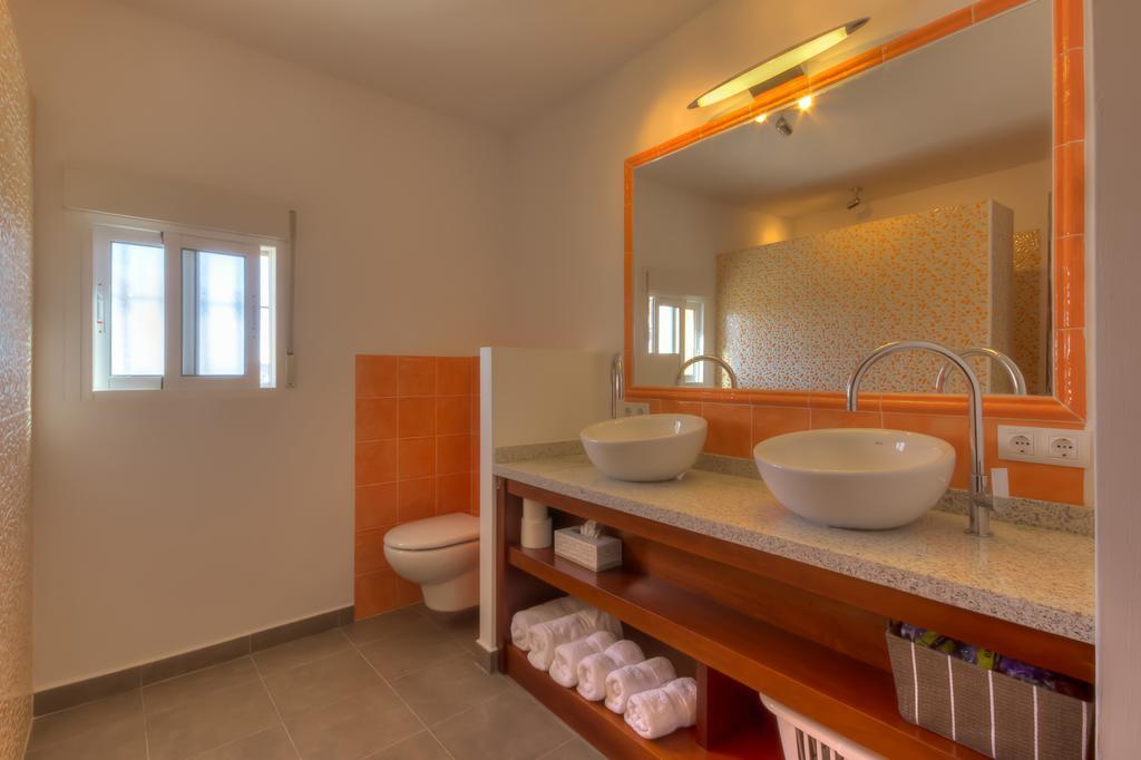Villa Damara Albox Luaran gambar