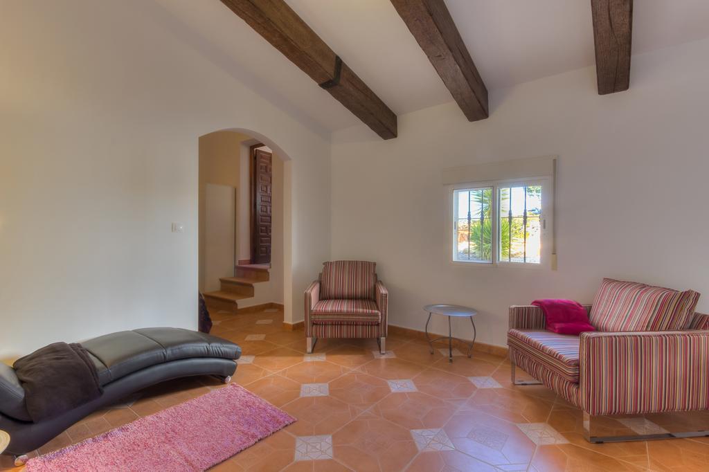 Villa Damara Albox Luaran gambar